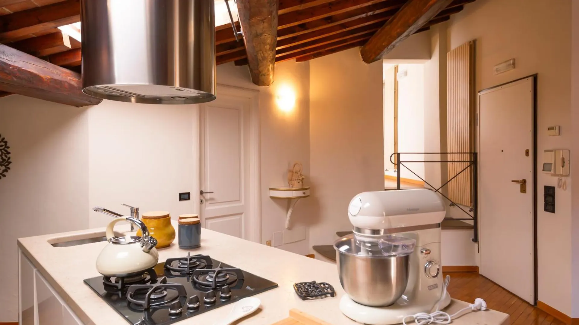 דירות פיסטויה Loft Elegance איטליה